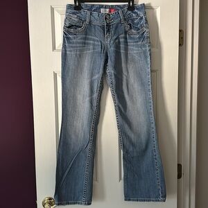 Aeropostale Chelsea skinny bootcut jeans
